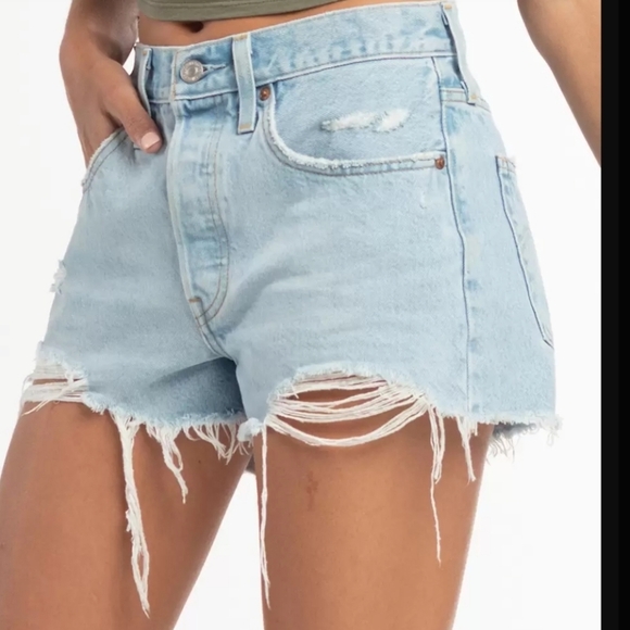 LEVIS PREMIUM 501 HIGH RISE DENIM SHORTS IN OJAI TOP SZ 28 PERFECT CONDITION - Picture 4 of 16